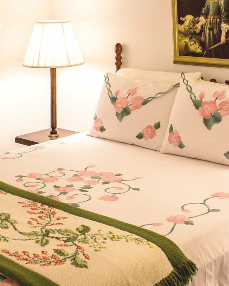 Bedsheet in Hand Embroidery hand embroidery — PHPC/BEDSHEETS-08